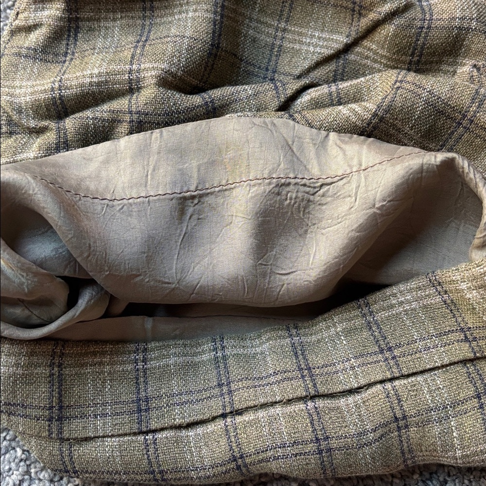 Liz Claiborne Plaid Mom Shorts - Picture 5 of 8